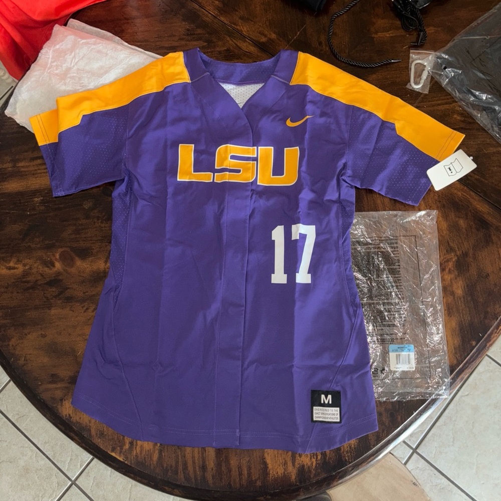 Nike LSU Tigers Softball Game Jersey Women's Medium Purple 881244 NCAA